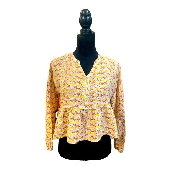 New Simply Southern Blouse - Picture 3 of 8